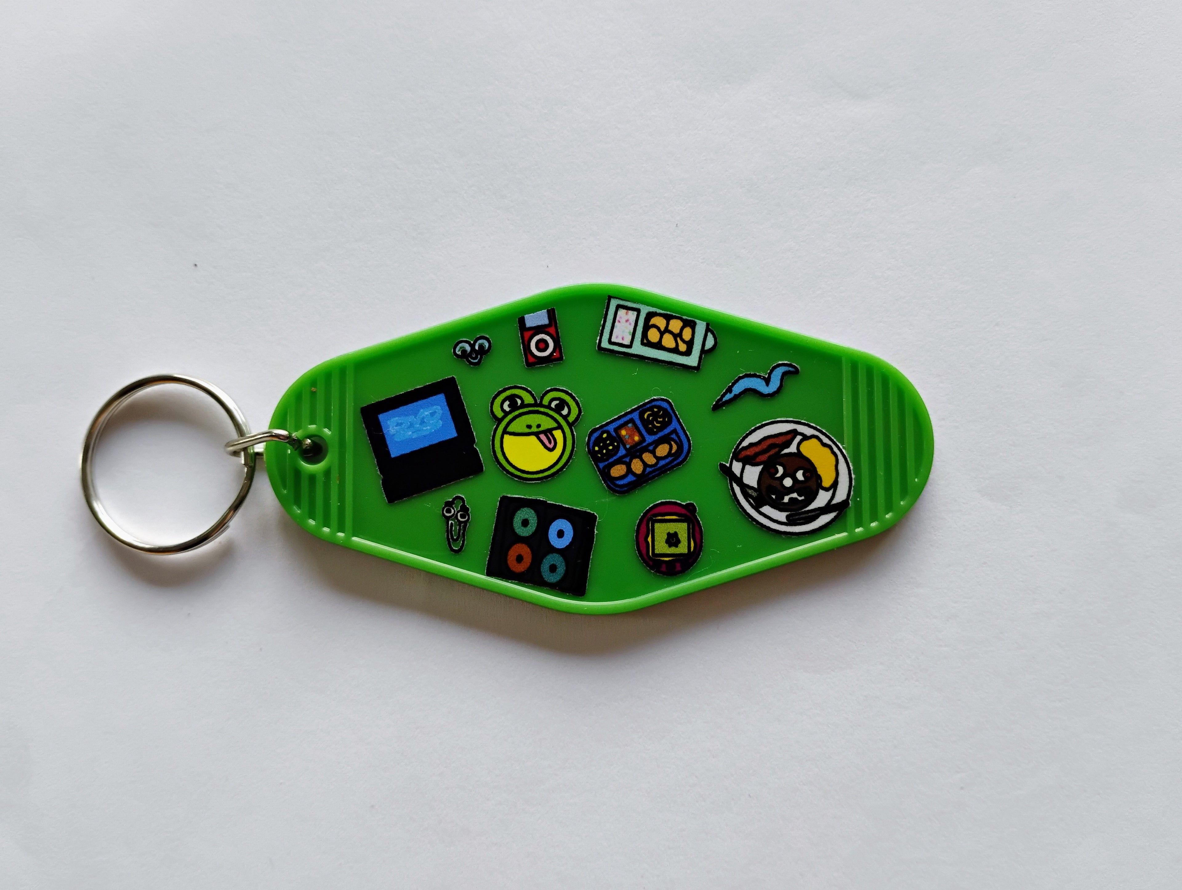 Nostalgia Keychain - Green